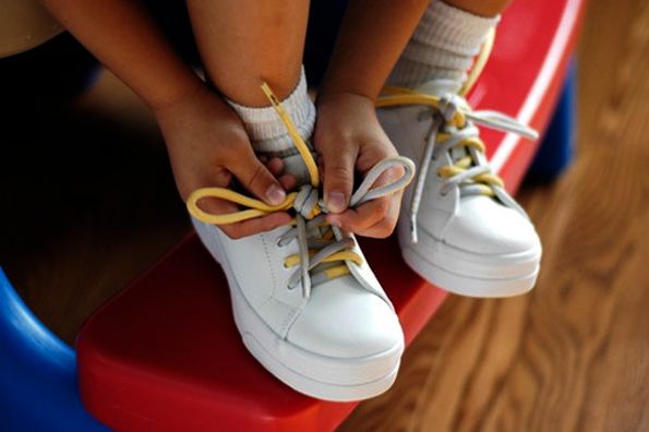 Комфорт и безопасность: как правильно выбрать кроссовки для ребенка