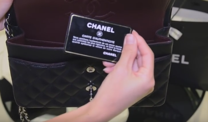Как отличить сумку «Шанель» от подделки