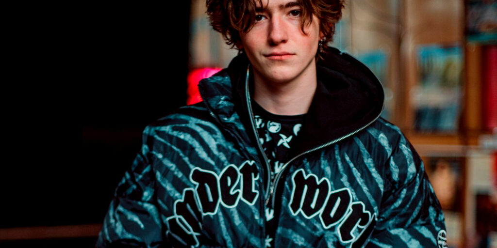 Герой Ваня Кислов из сериала "Чёрная весна"