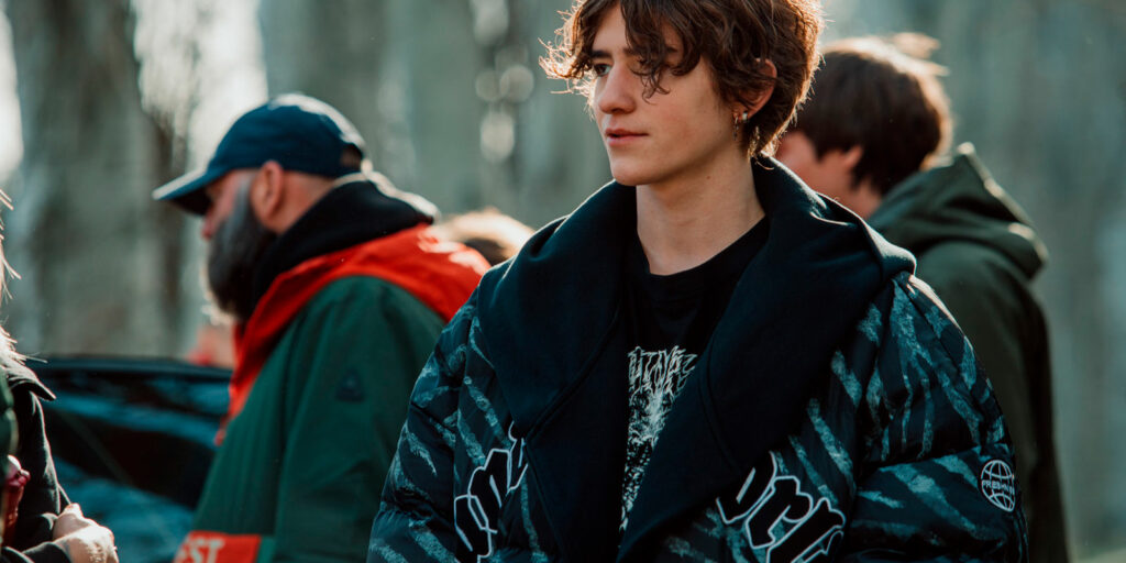 Куртка Кисы из сериала "Черная весна"