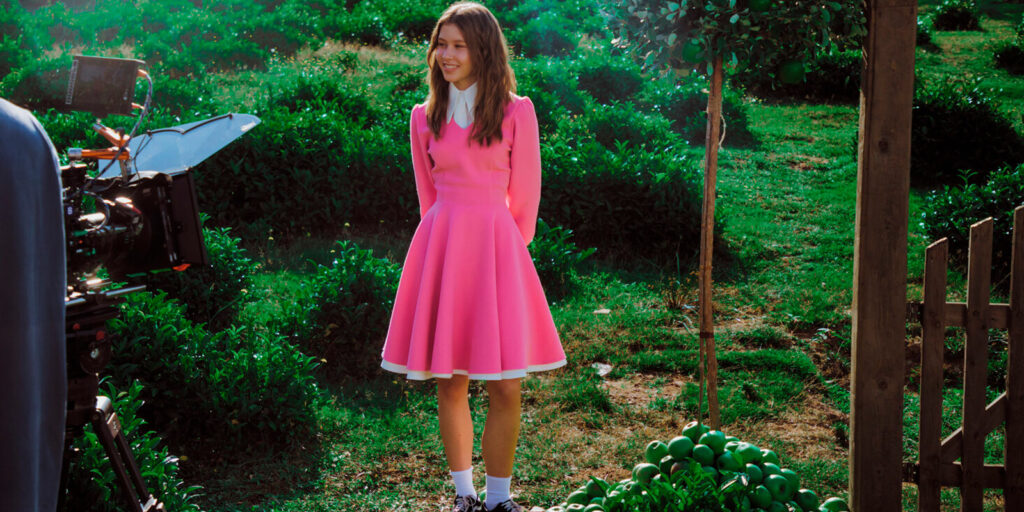 Пересиль в роли Алисы в стране чудес